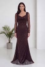 The ZKS kahverengi degaje yaka boncuk işlemeli abiye elbise ön tam görünüm