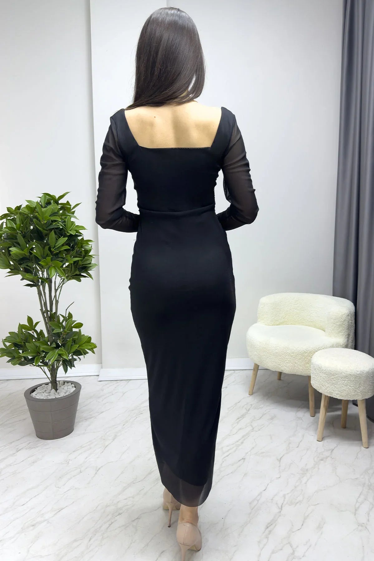 Siyah Kare Yaka Likralı Batik Desen Tül Elbise