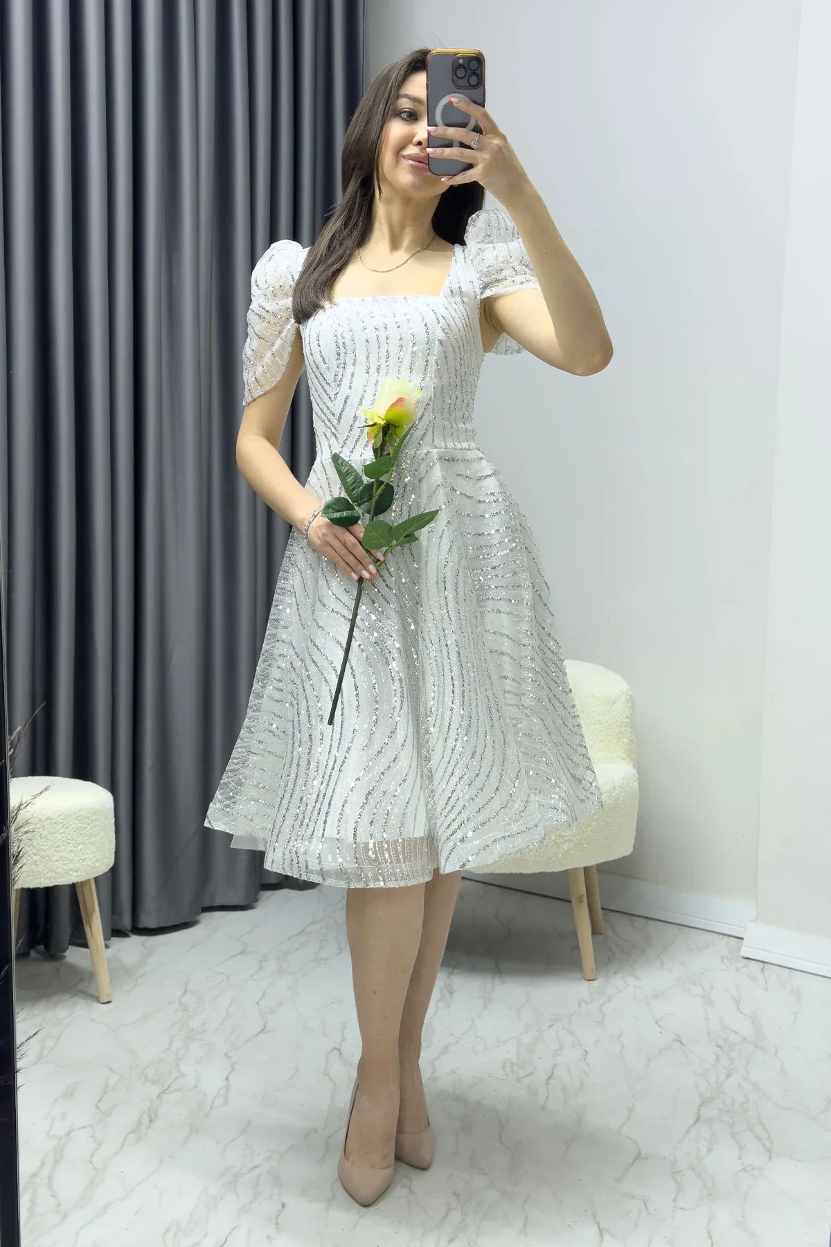 Beyaz Volanlı Kare Yaka Karpuz Kol Kloş Abiye Elbise
