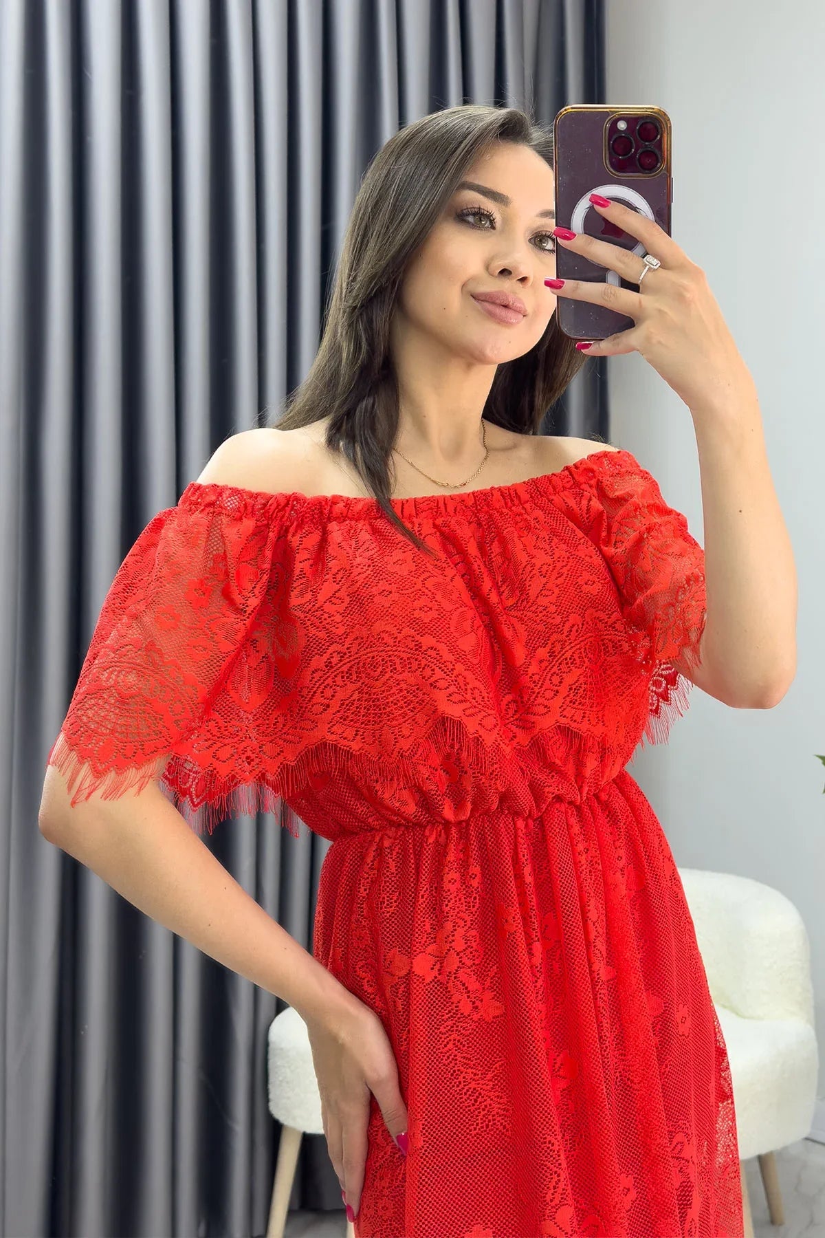 Kırmızı Güpür Detay Carmen Elbise