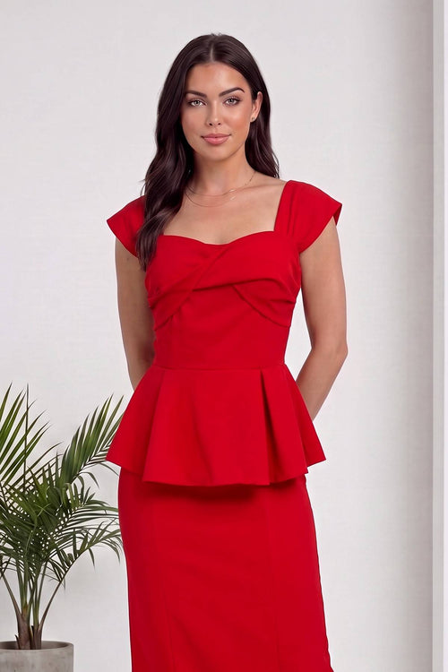 Kırmızı The ZKS peplum etek bluz ikili takım, yandan görünüm, eller arkada