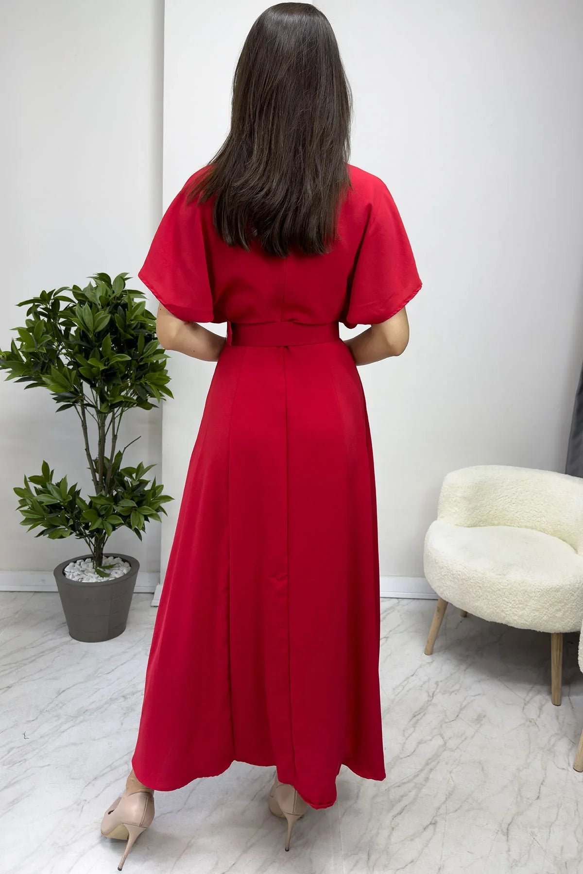 Kadın Kırmızı Önü Pileli Yarasa Kol Kemerli Midi Elbise