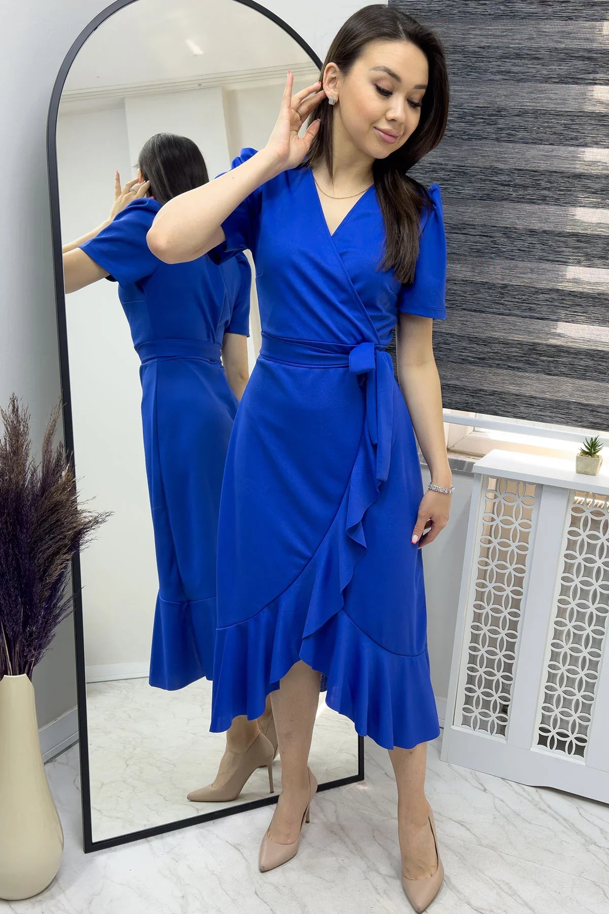 Saks Mavisi Kısa Karpuz Kol Kruvaze Kuşaklı Büyük Beden Elbise

