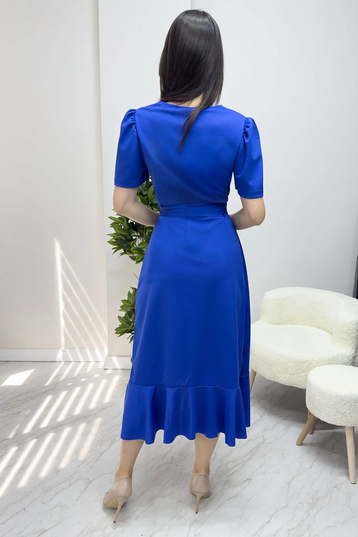 Saks Mavisi Kısa Karpuz Kol Kruvaze Kuşaklı Büyük Beden Elbise

