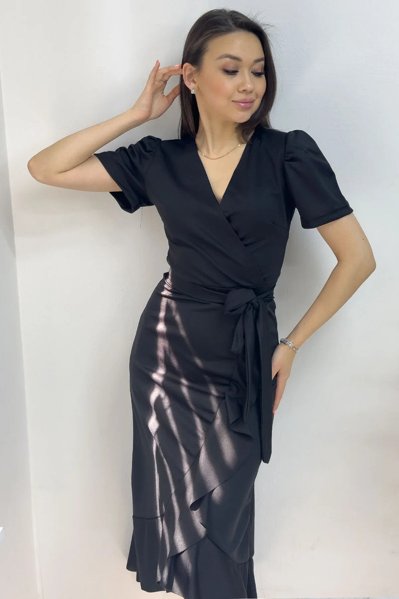 Siyah Kısa Karpuz Kol Kruvaze Kuşaklı Büyük Beden Elbise

