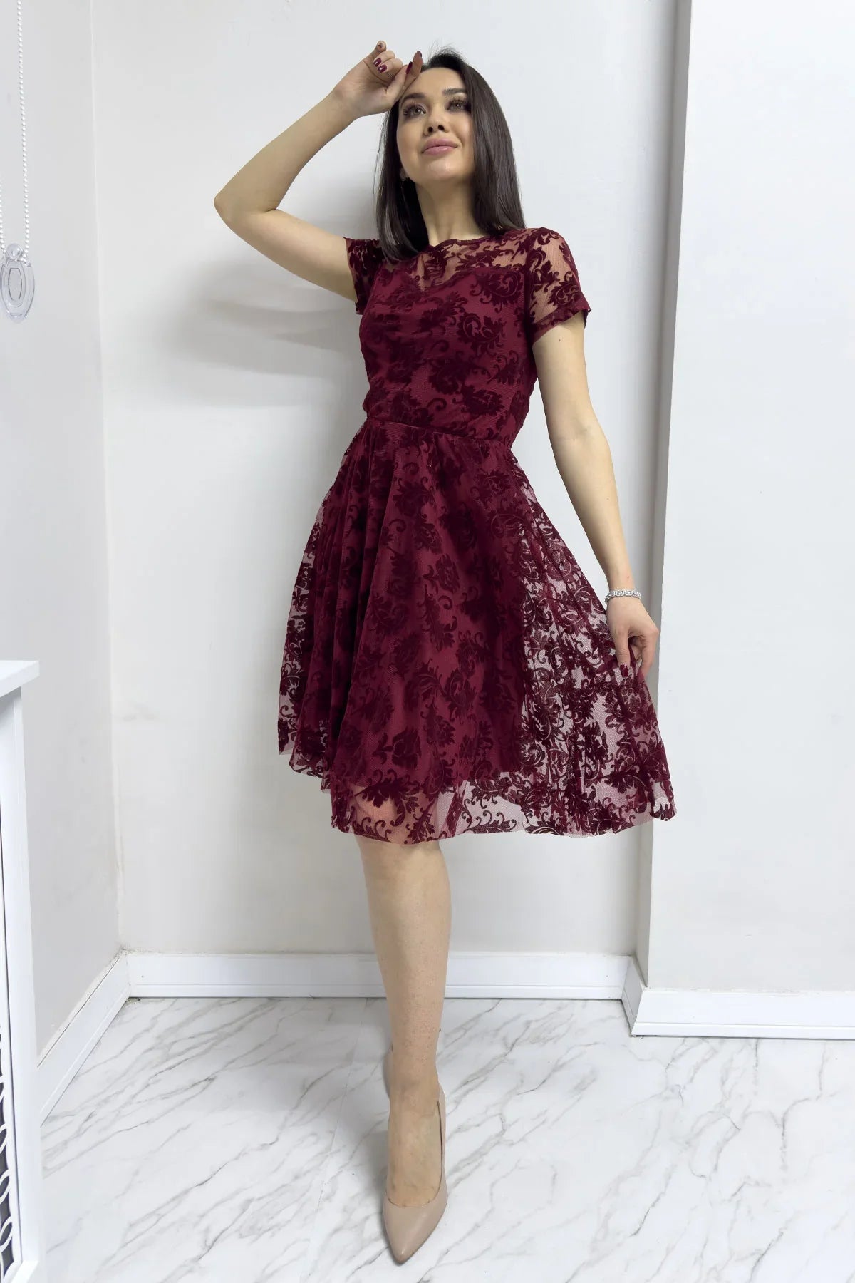 Bordo Kısa Kol Kloş Flok Elbise

