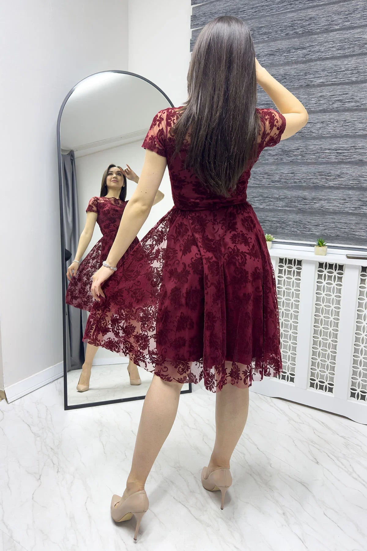 Bordo Kısa Kol Kloş Flok Elbise

