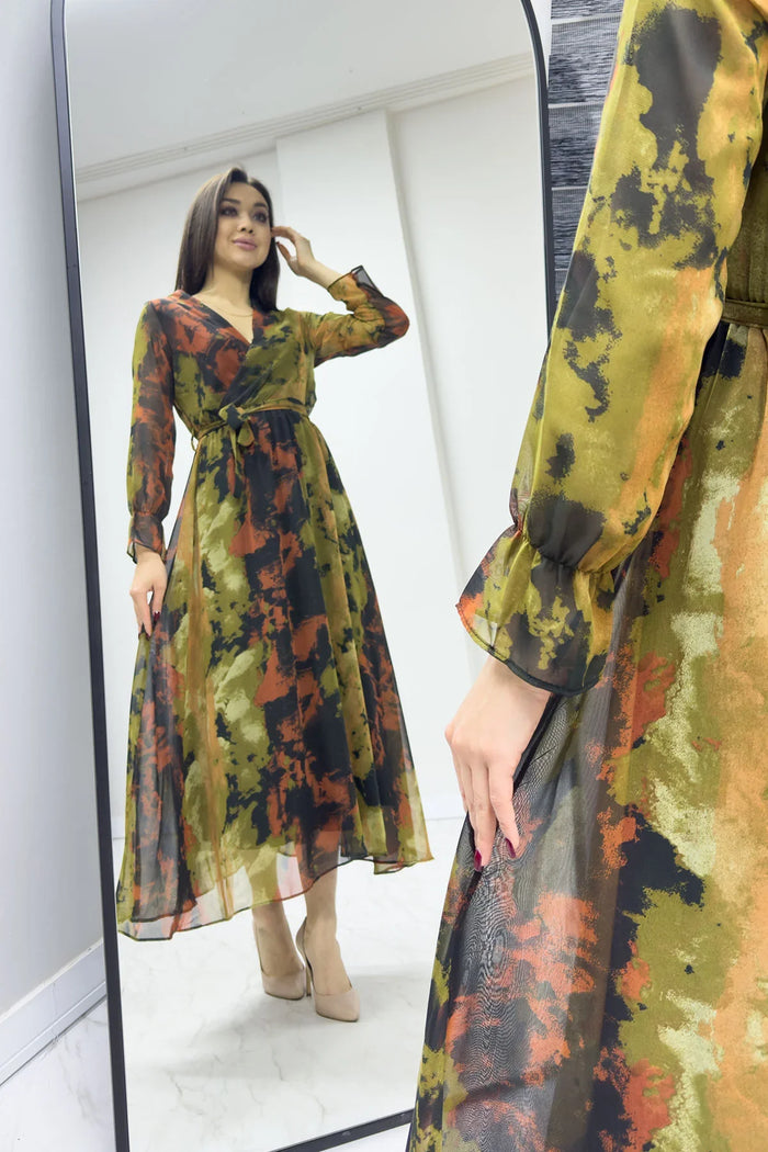 Batik Desen Kruvaze Yaka Şifon Büyük Beden Elbise

