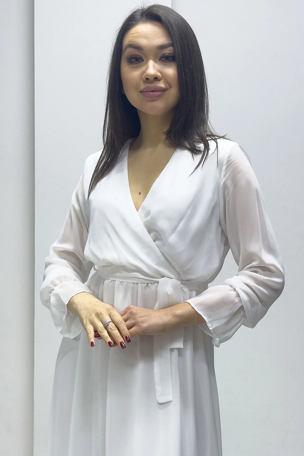 Beyaz Kruvaze Yaka Şifon Büyük Beden Elbise

