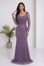 The ZKS lila uzun kollu boncuk işlemeli degaje yaka abiye elbise tam boy görünüm