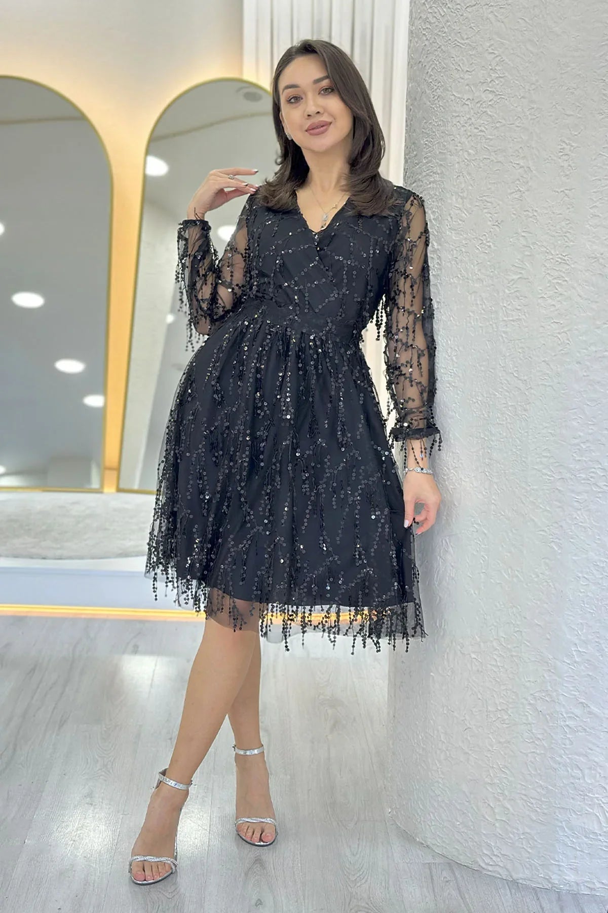 Kadın Pulpayet V yaka Tül Büyük Beden Abiye Elbise-Siyah