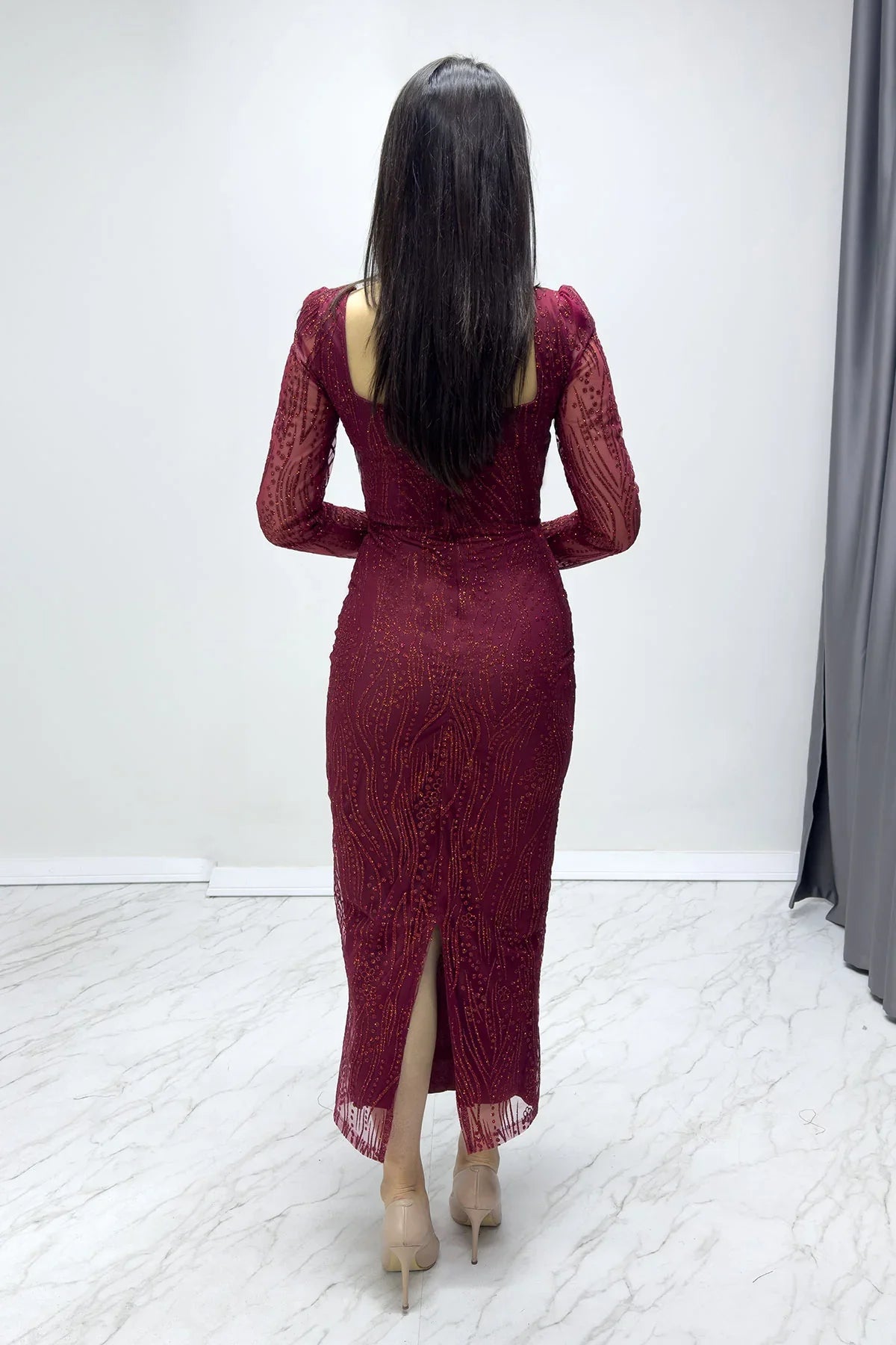 Bordo Kare Yaka Gold Simli Uzun Kol Midi Abiye Elbise

