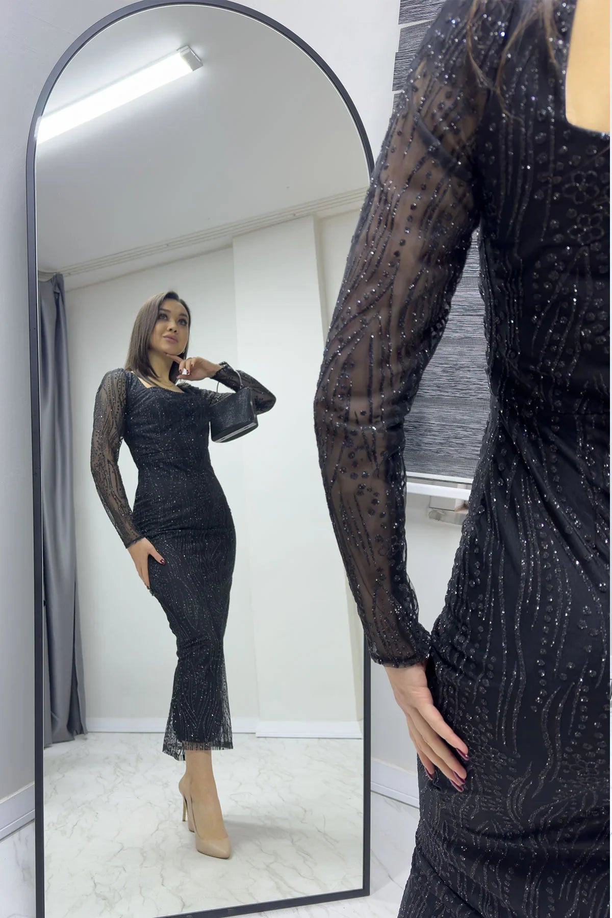 Siyah Kare Yaka Gold Simli Uzun Kol Midi Abiye Elbise

