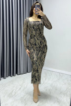 Siyah Kare Yaka Gold Simli Uzun Kol Midi Abiye Elbise

