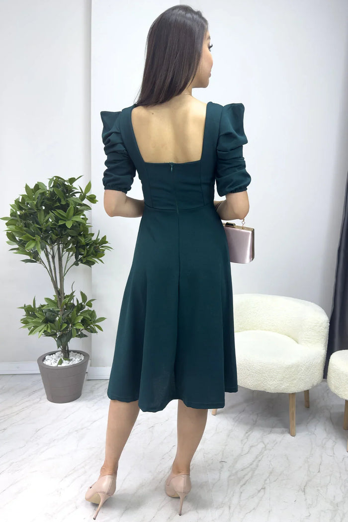 Kadın Zümrüt Yeşili Kare Yaka Volanlı Midi Elbise