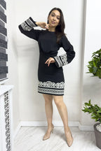 Siyah Uzun Kollu Nakış İşlemeli Elbise