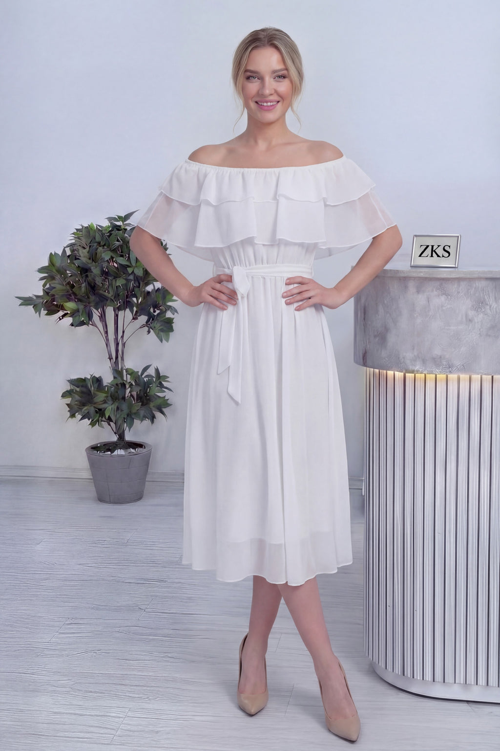 Beyaz Madonna Carmen Fırfır Yaka Büyük Beden Şifon Elbise