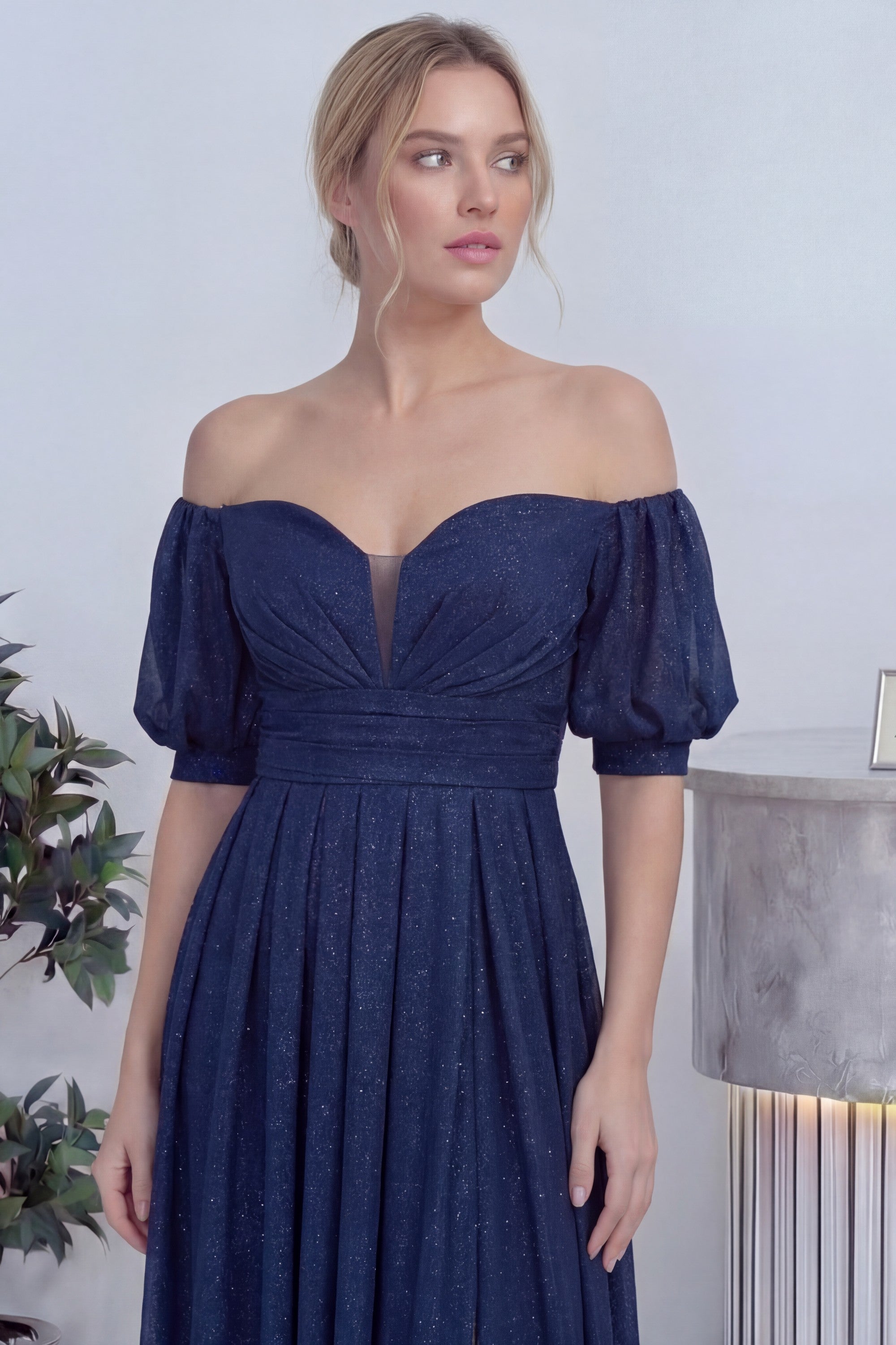 Kadın Lacivert Kısa Kol Drapeli Abiye Elbise