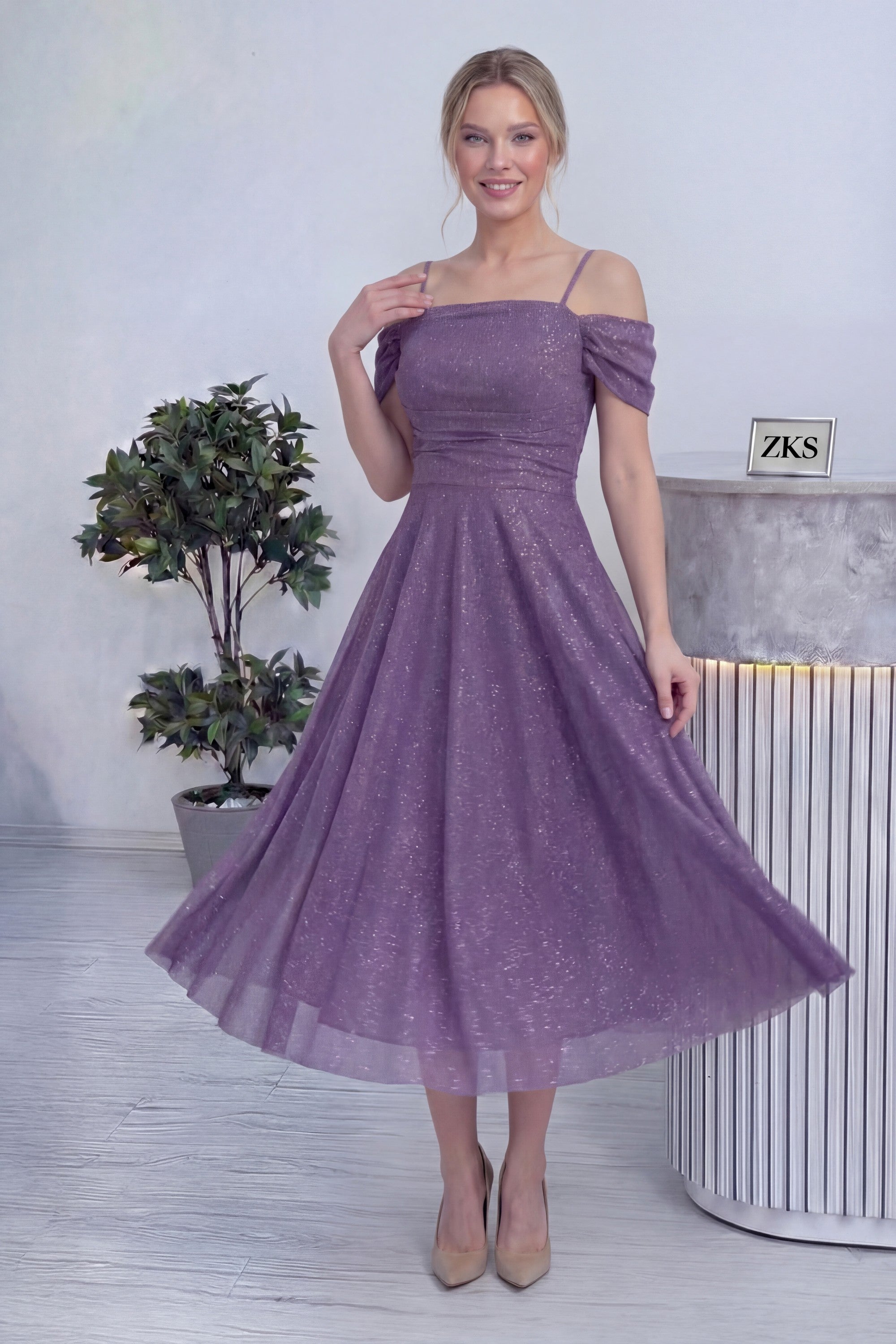 Kadın Lila Midi Boy Kloş Askılı Düşük Omuz Abiye Elbise