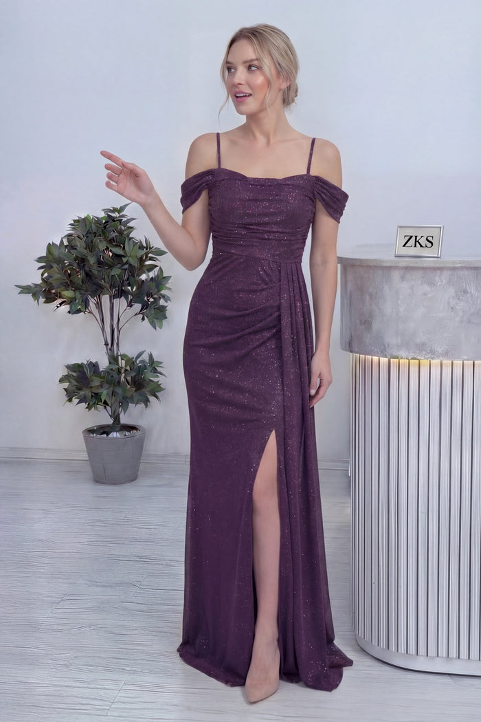 Mor Askılı Düşük Omuz Yırtmaç Detay Abiye Elbise