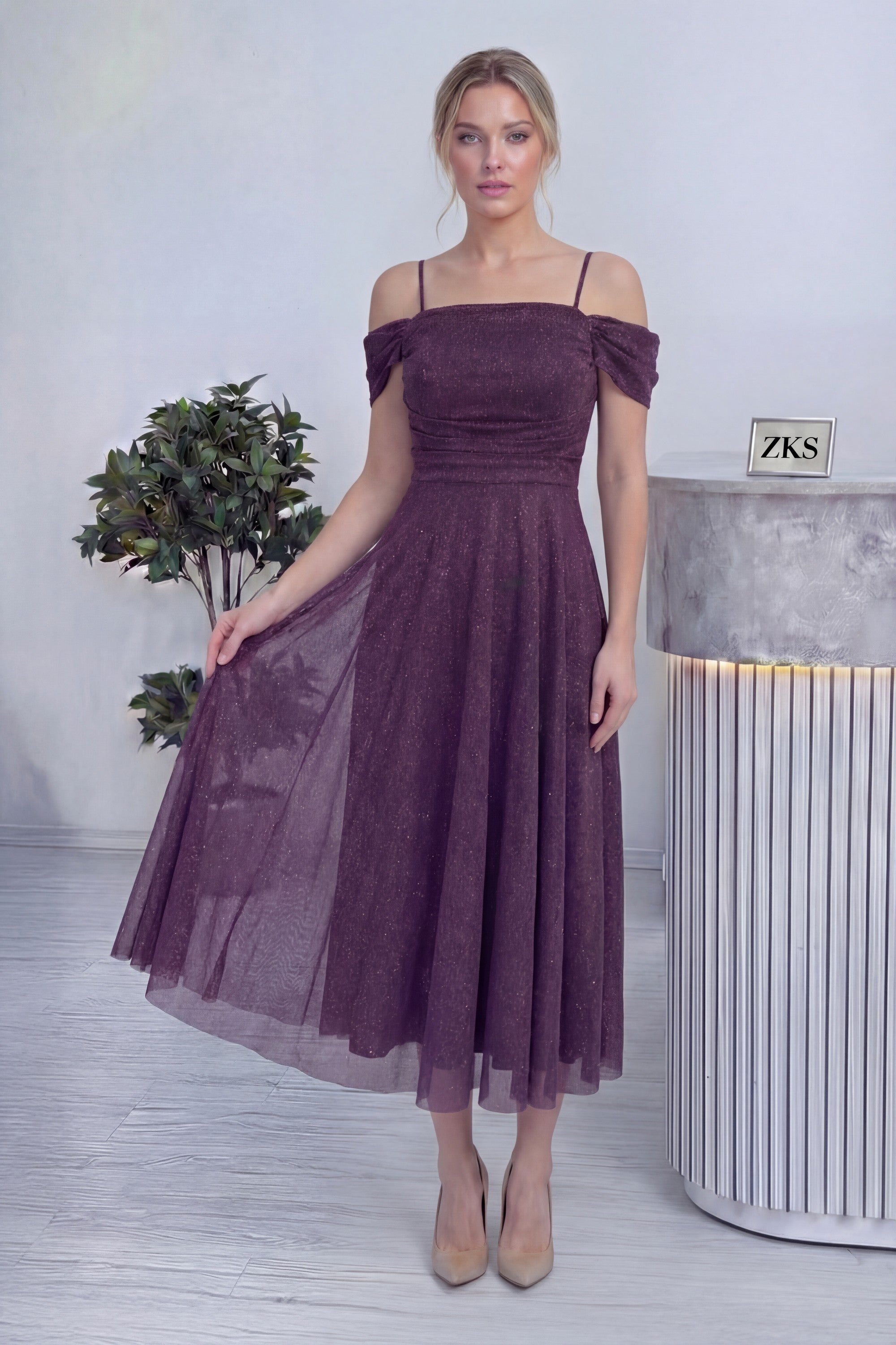 Kadın Mor Midi Boy Kloş Askılı Düşük Omuz Abiye Elbise