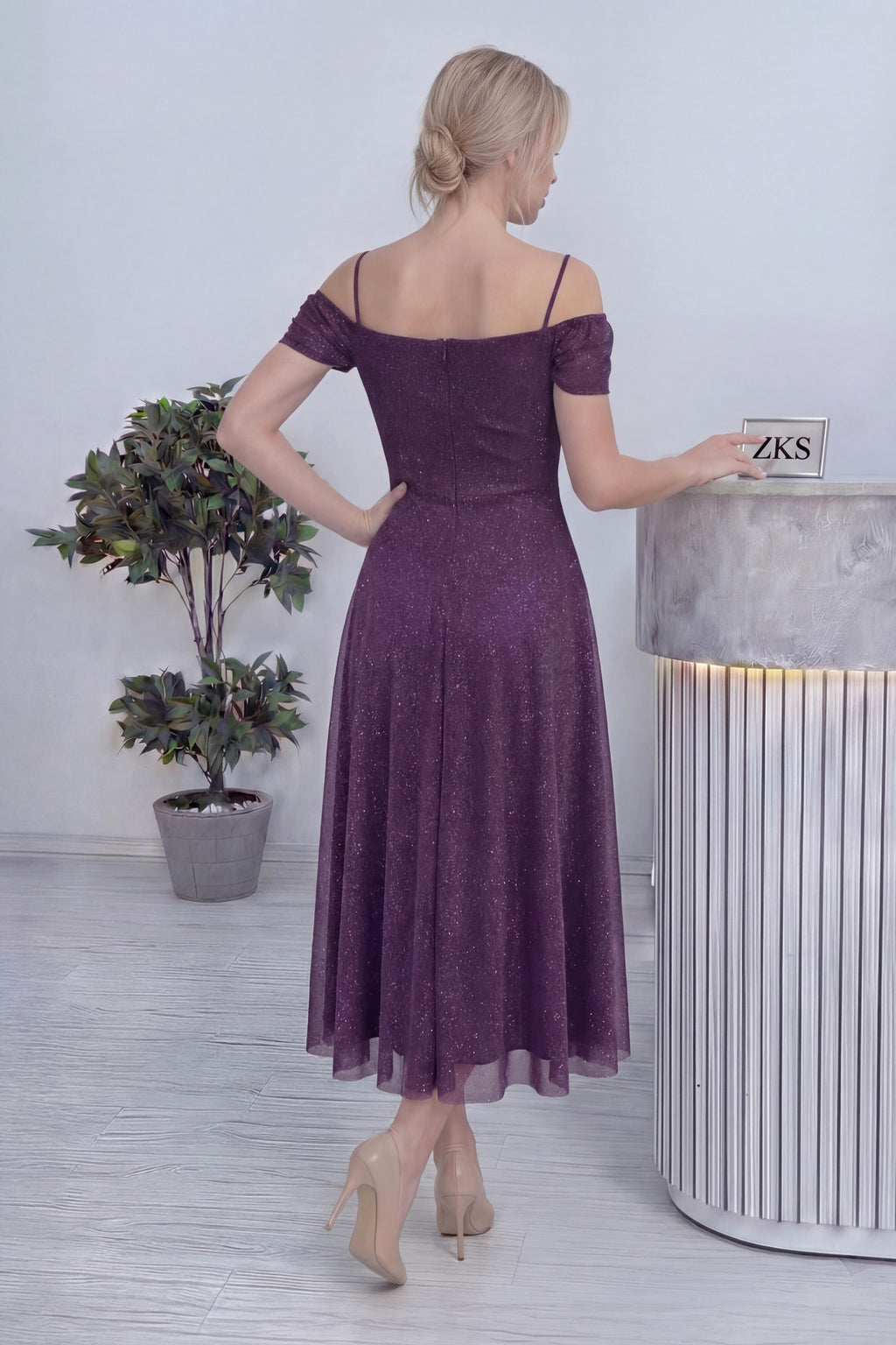 Kadın Mor Midi Boy Kloş Askılı Düşük Omuz Abiye Elbise