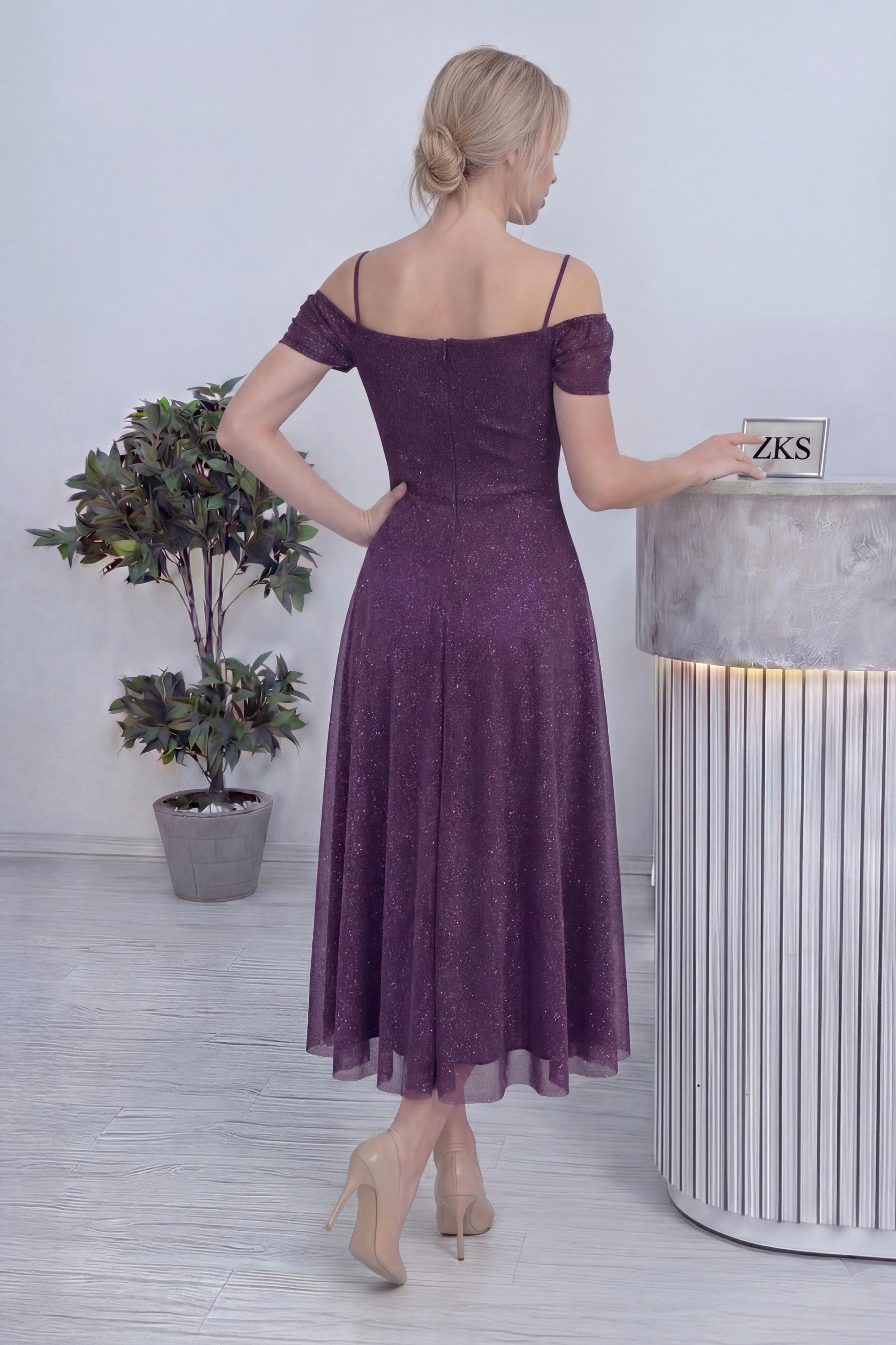 Kadın Mor Midi Boy Kloş Askılı Düşük Omuz Abiye Elbise