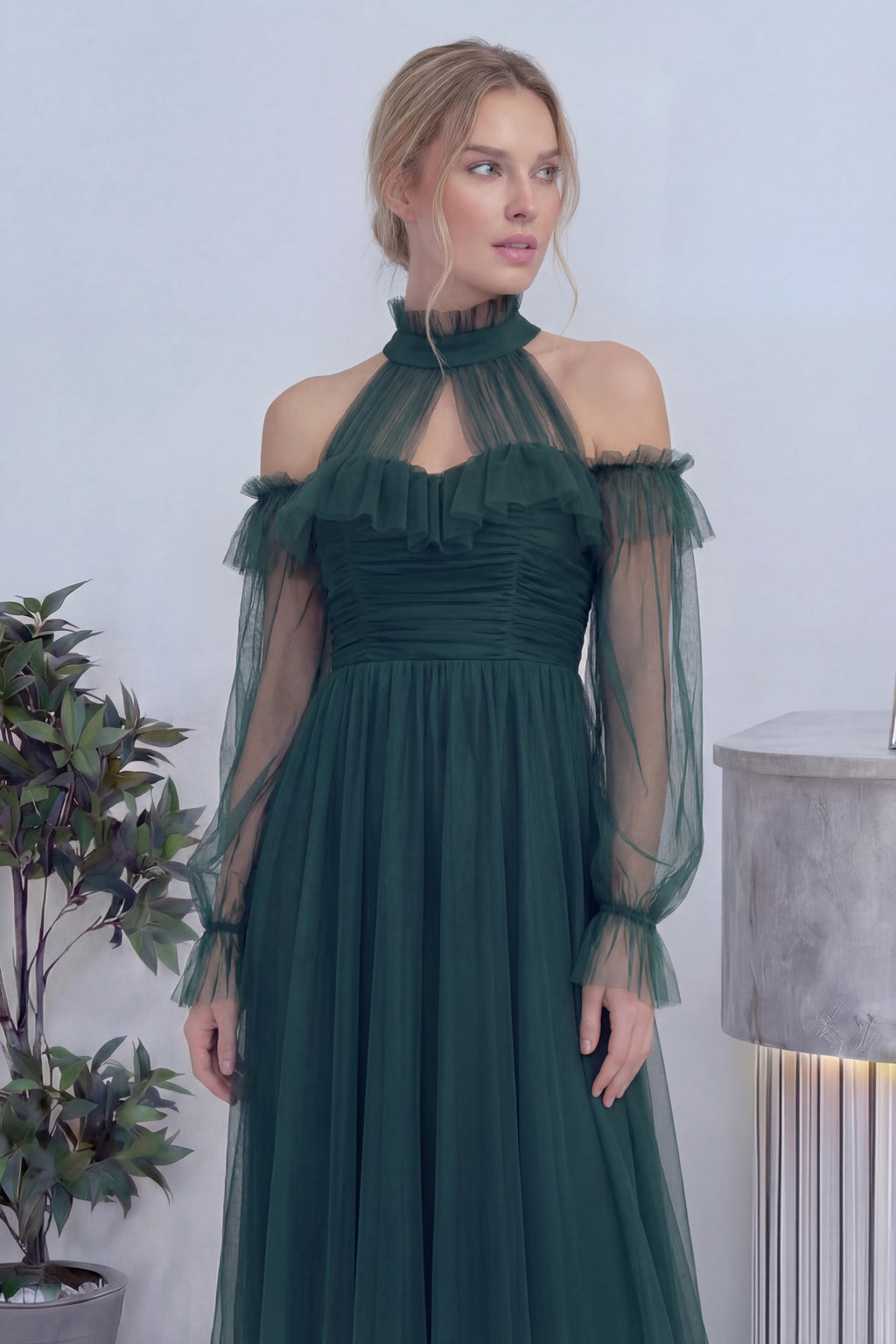 Zümrüt Yeşili Tül Drapeli Kloş Abiye