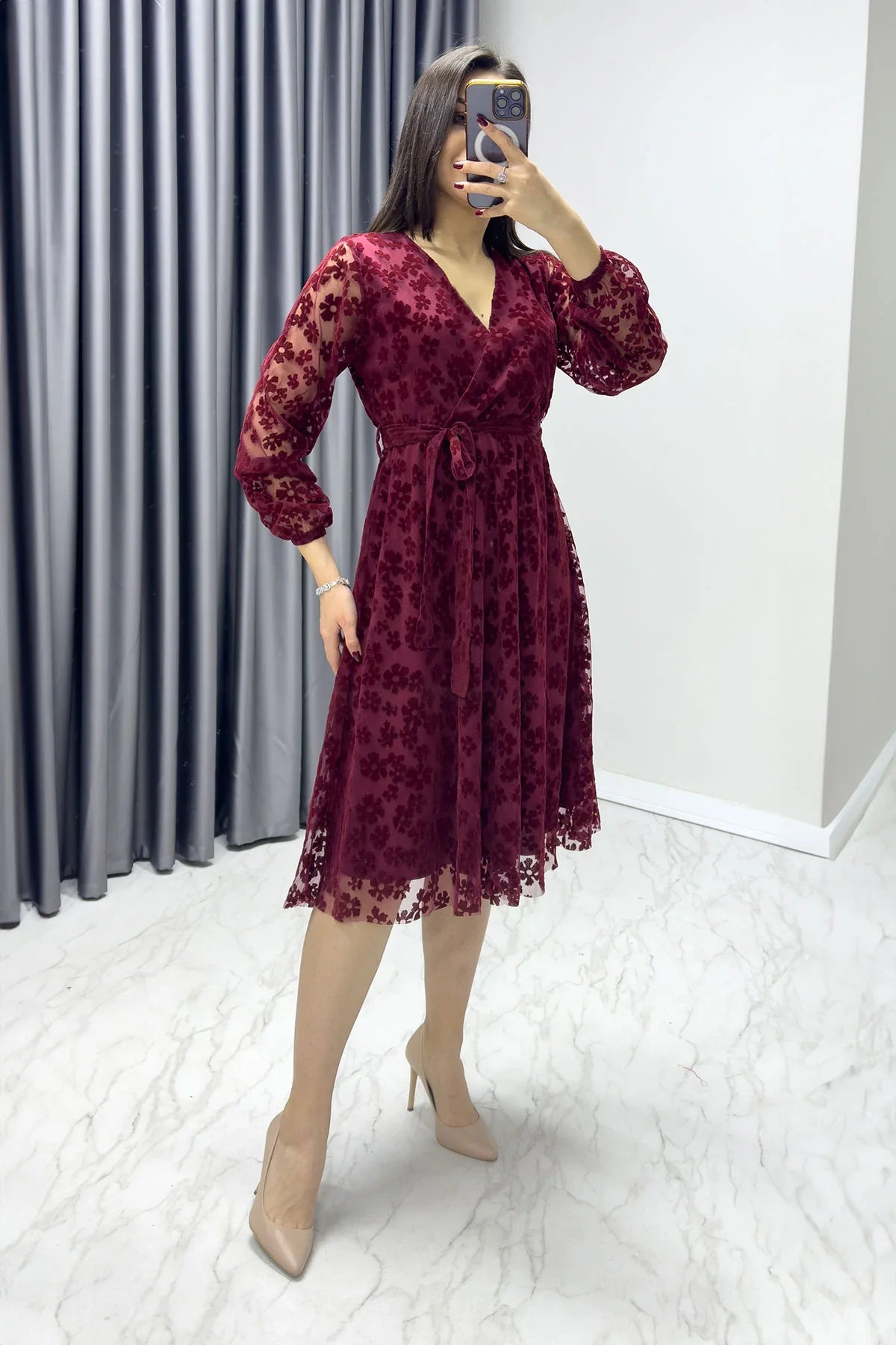 Bordo Papatya Detaylı Flok Baskı Büyük Beden Elbise

