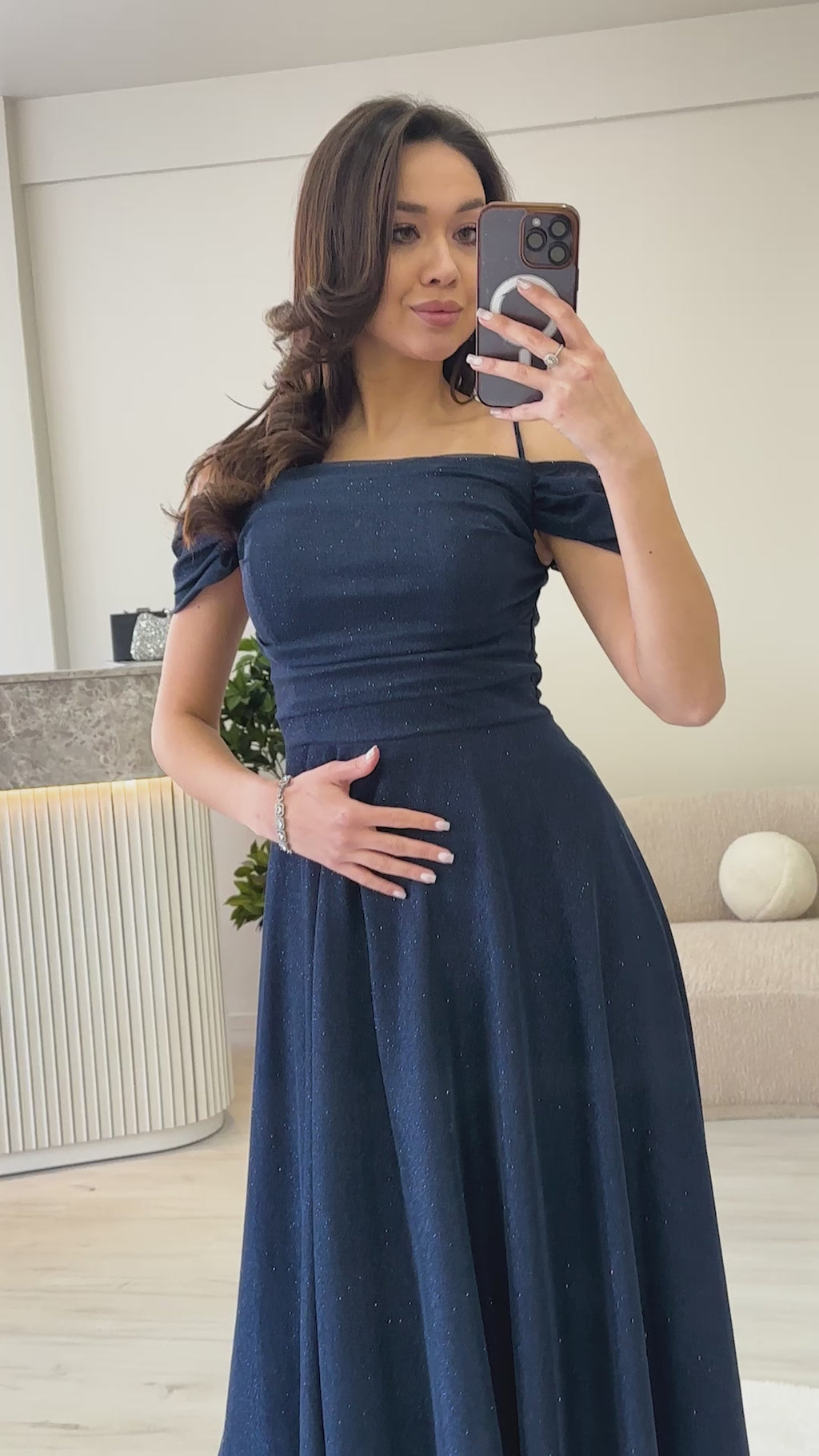 Kadın Lacivert Midi Boy Kloş Askılı Düşük Omuz Abiye Elbise