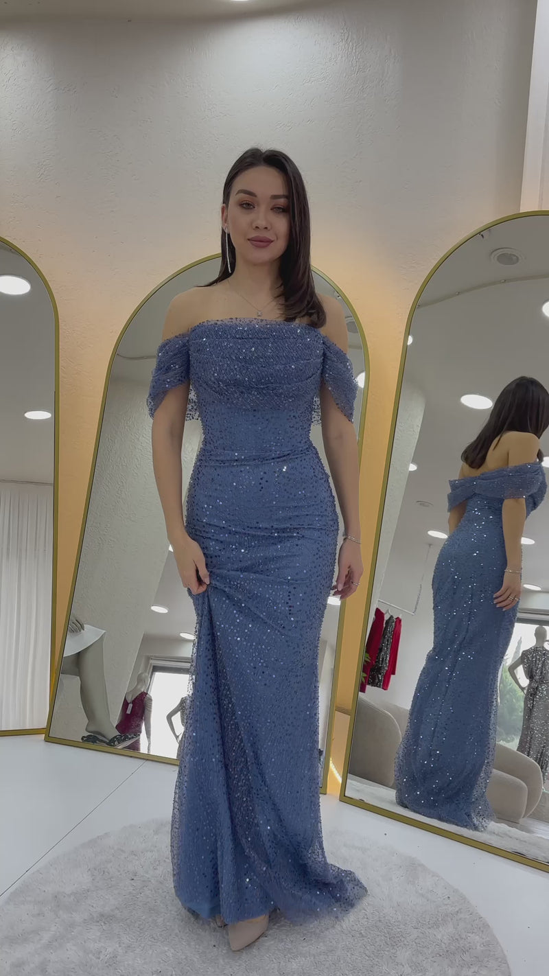 Madonna Yaka Pul İşlemeli Balık Abiye Elbise