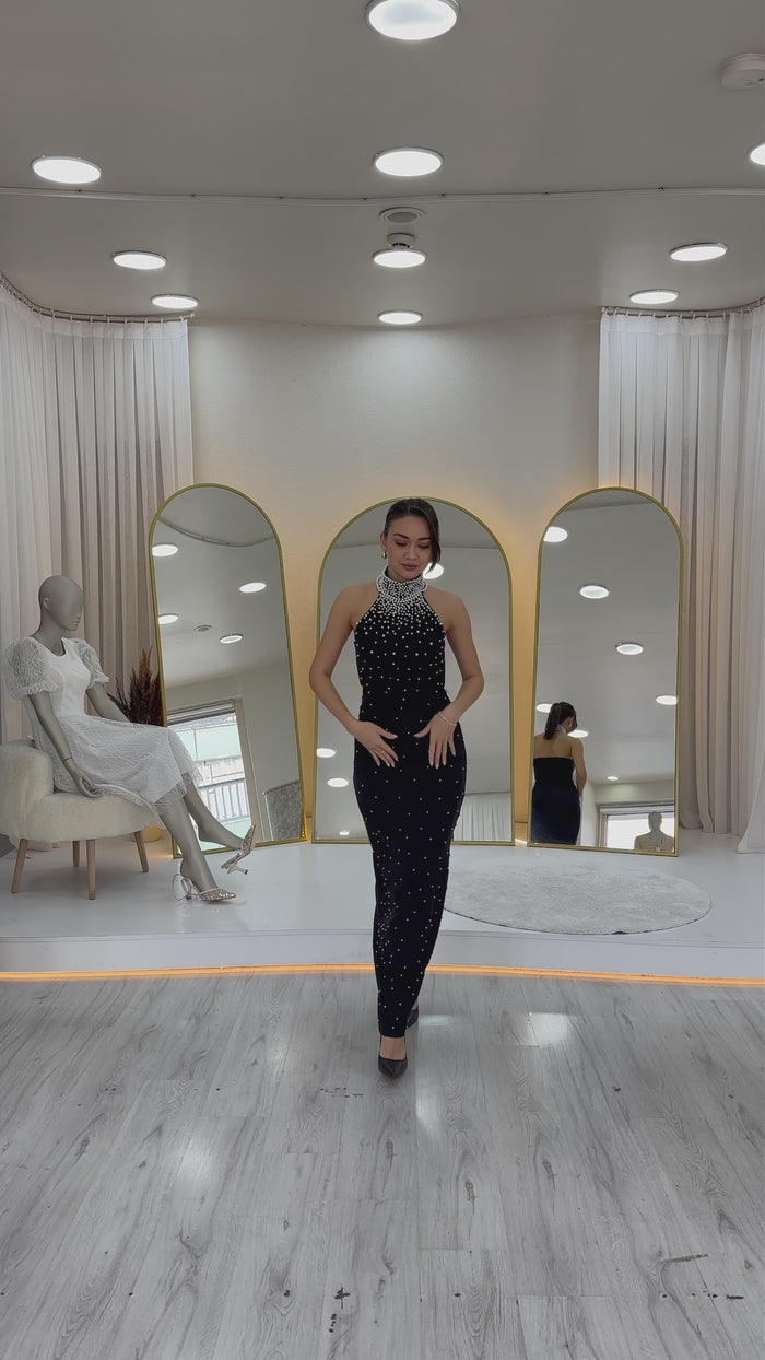  İncili Halter Yaka Abiye Elbise