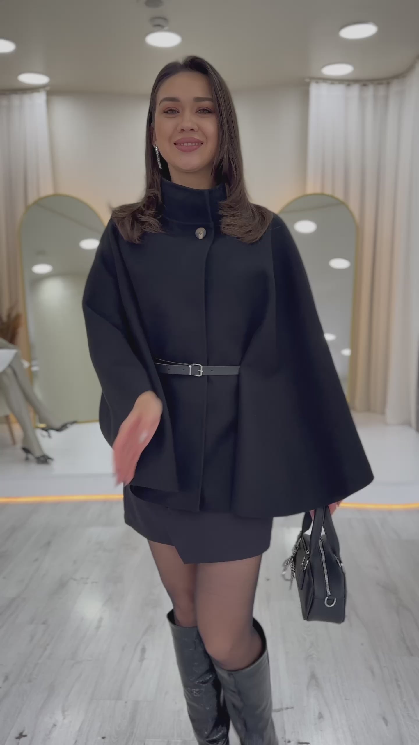 Tek Düğmeli Kemerli Kaşe Panço