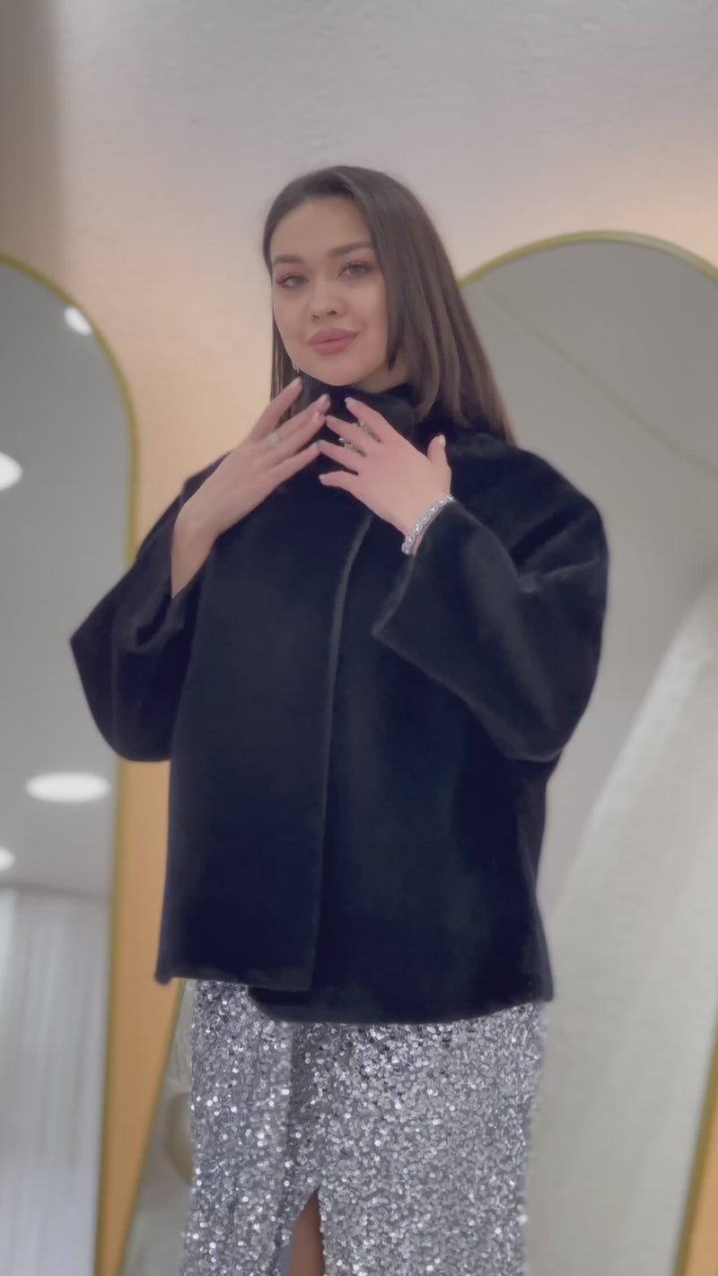  Dik Yaka Taş Detaylı Abiye Kürk