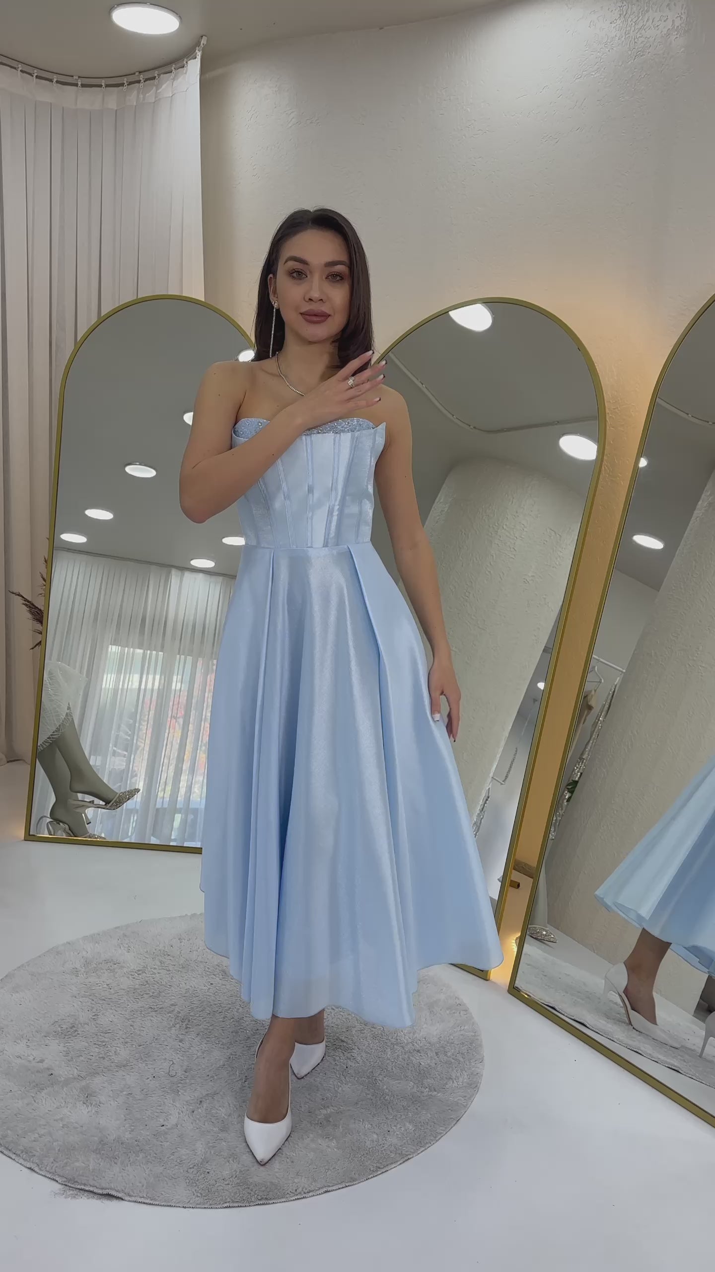  Boncuk İşlemeli Straplez Korse Görünümlü Midi Boy Prenses Abiye Elbise