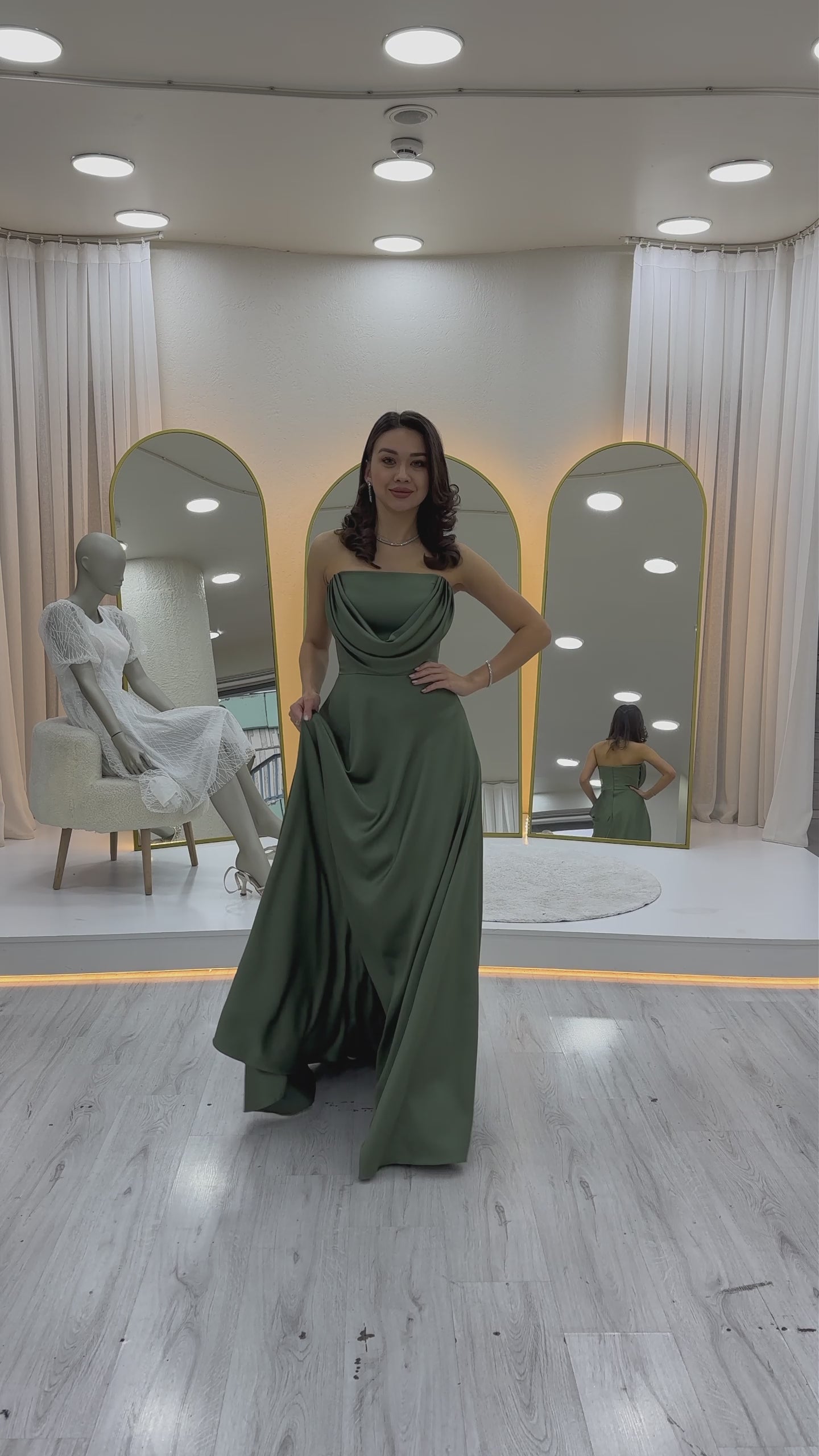 Straplez Saten Uzun Abiye Elbise