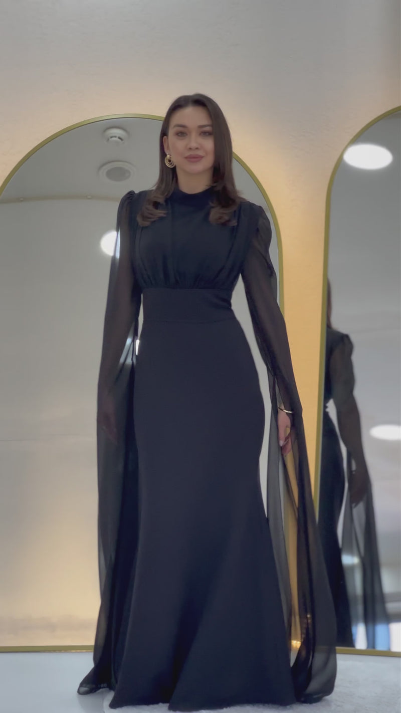  Şifon Pelerin Kol Dik Yaka Balık Abiye Elbise