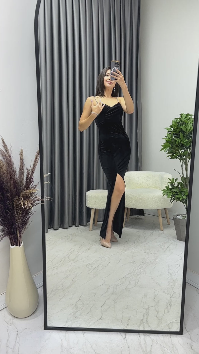 Kadın Siyah Taş İnce Askılı Yırtmaçlı Kadife Yeni Sezon Abiye Elbise

