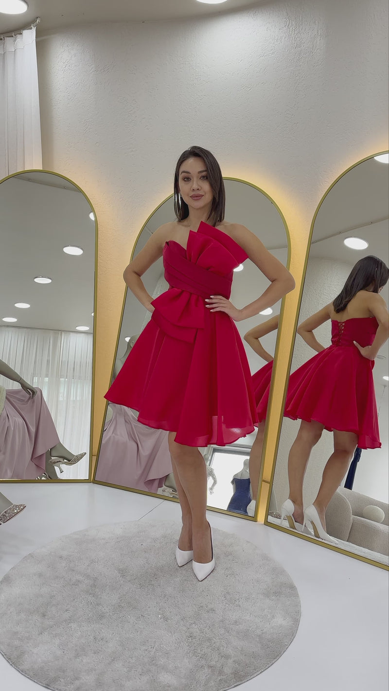 Kırmızı Fiyonklu Straplez Mini Kloş Abiye Elbise