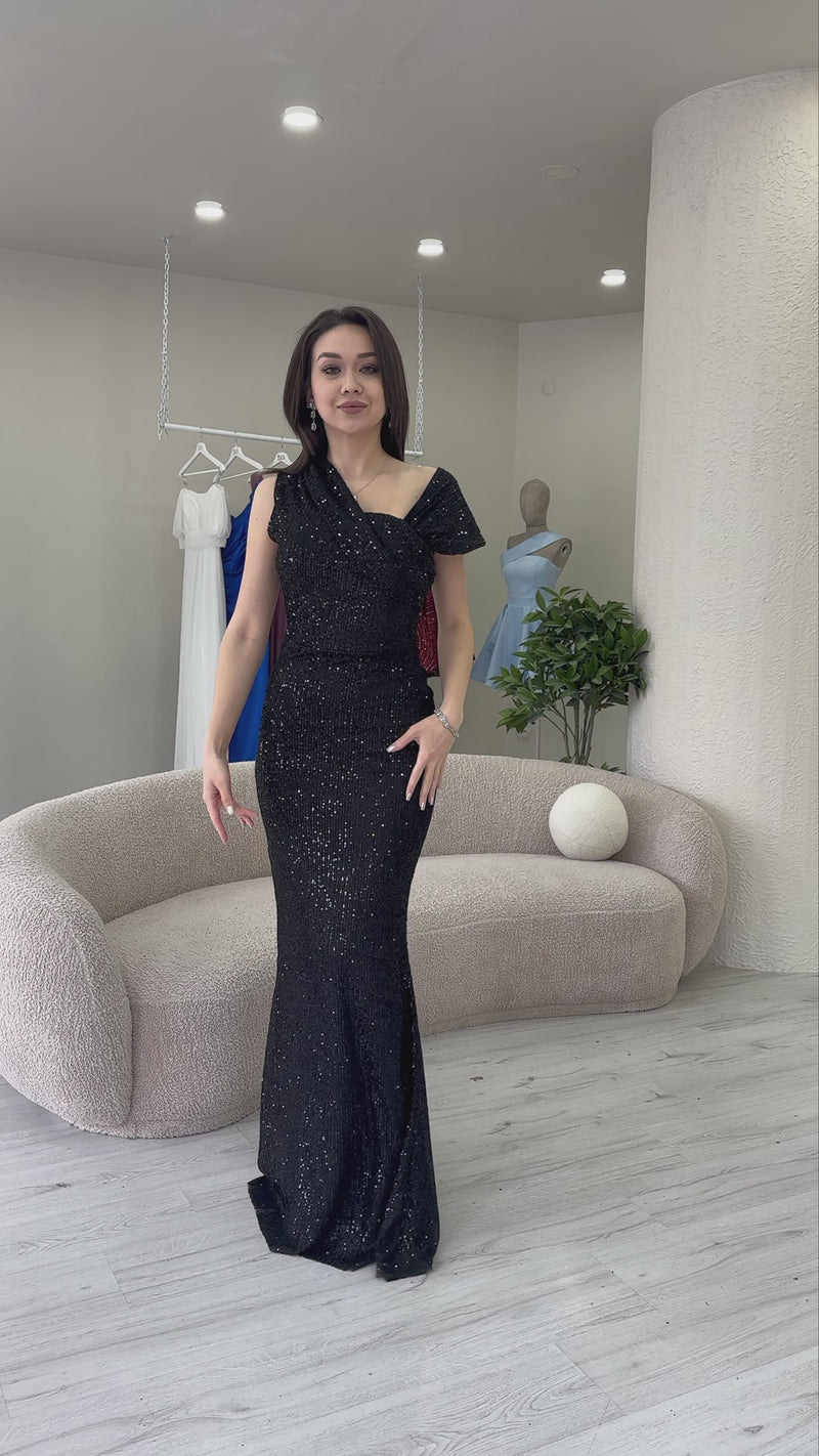  Asimetrik Yaka Pul Payet 