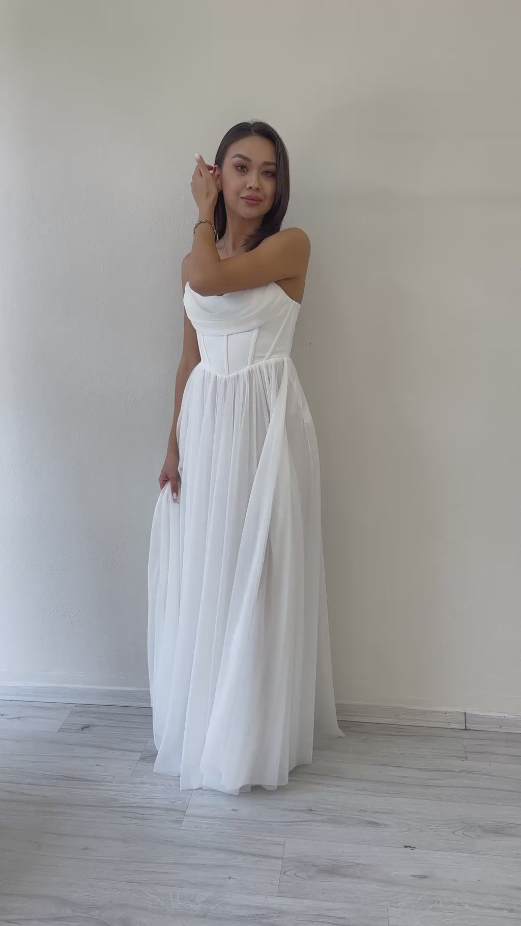 Simli Sırt Dekolteli Korse Detay