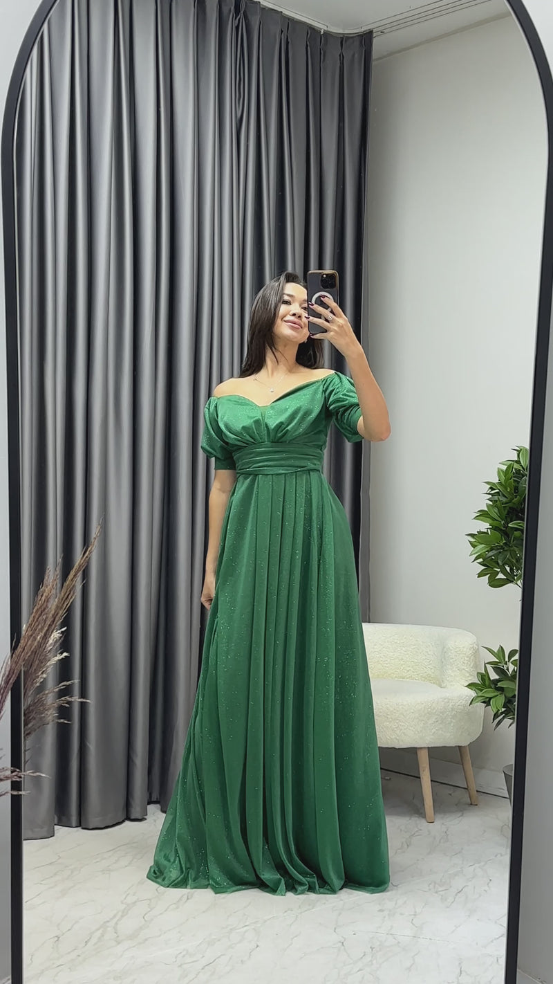 Kadın Zümrüt Yeşil Kısa Kol Drapeli Abiye Elbise