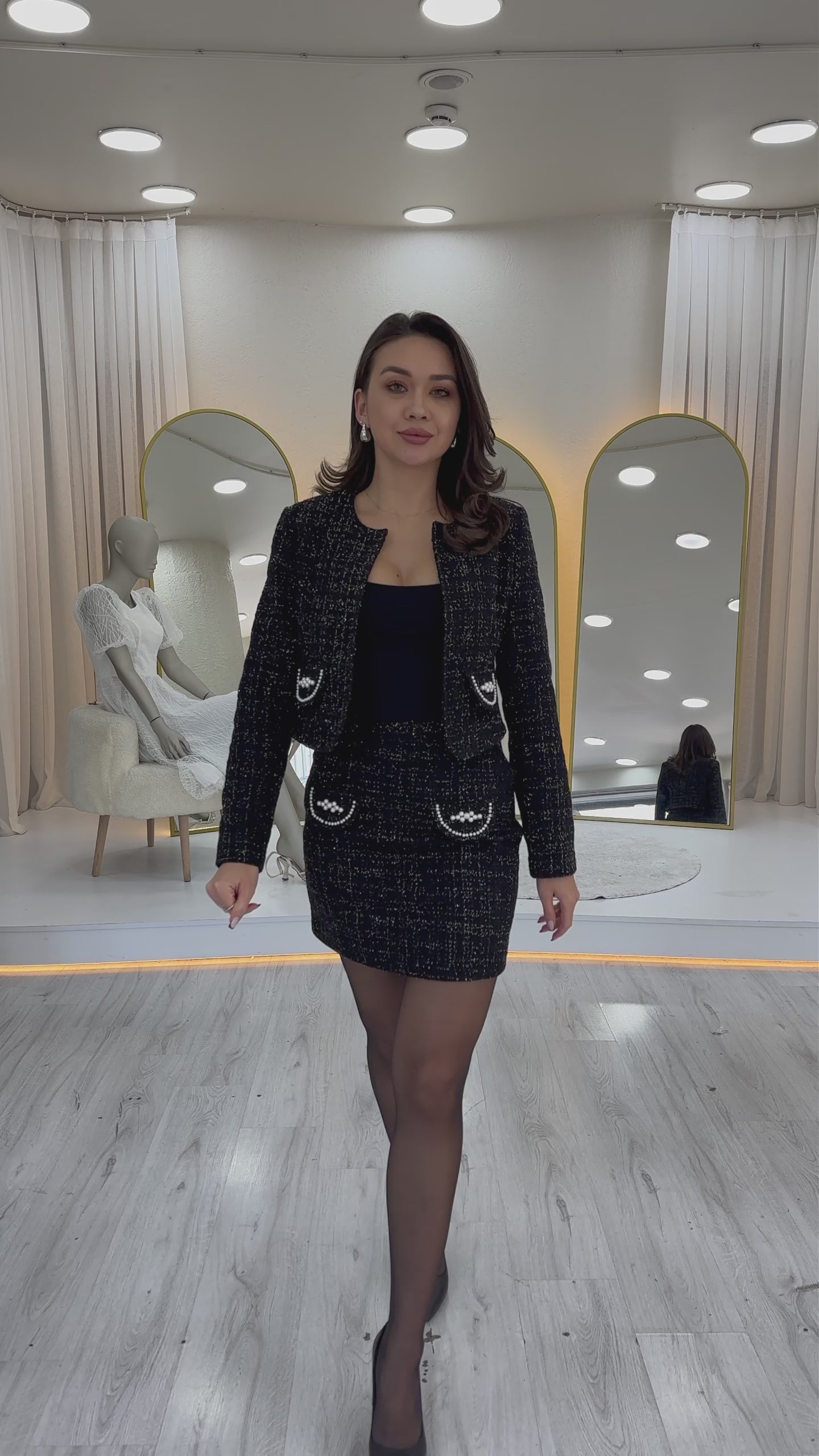 İnci Detaylı Ceket Etek İkili Takım
