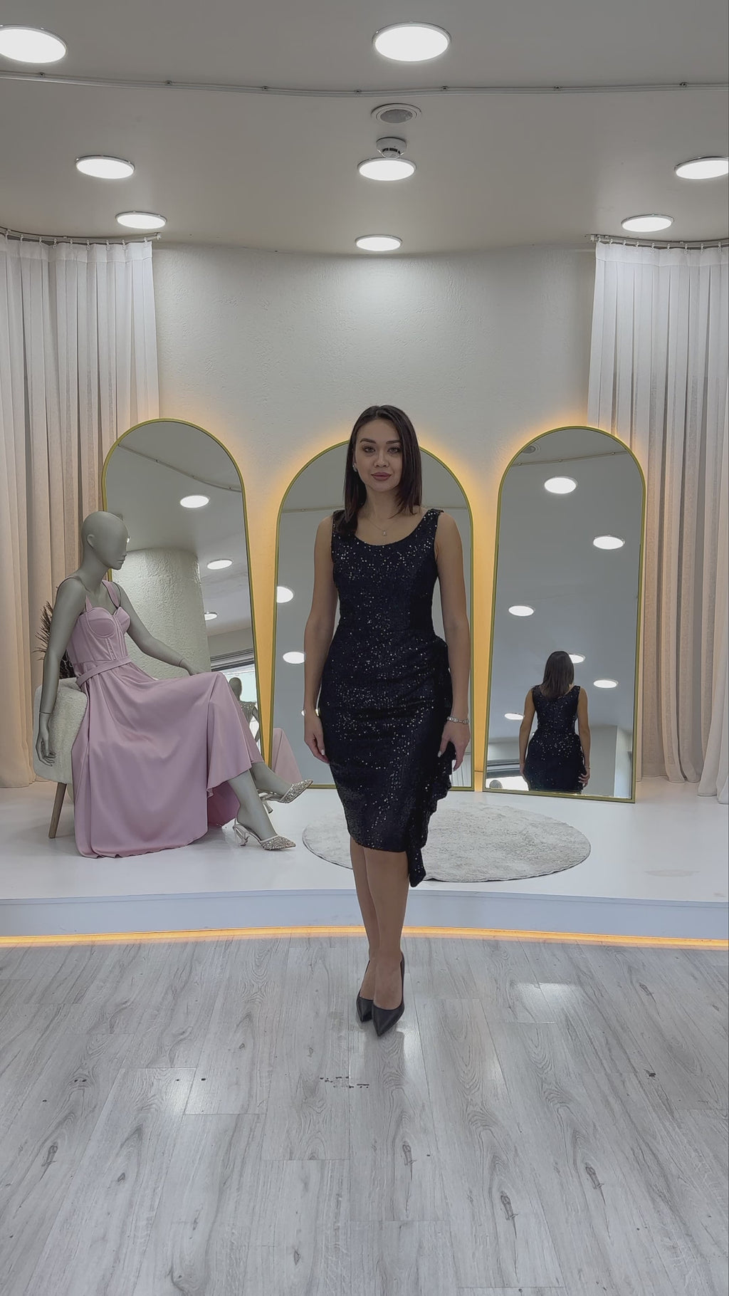 Siyah Pul Payet Kalın Askılı Midi Boy FırFır Detaylı Abiye Elbise