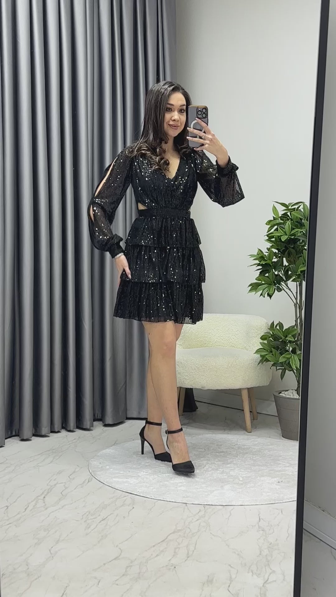 Siyah Pul Payet Sırt Dekolteli Mini After Abiye Elbise