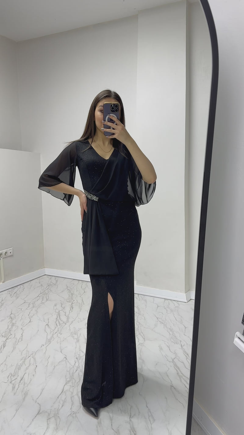 Siyah Taş Detaylı Volan Kol Simli Abiye Elbise

