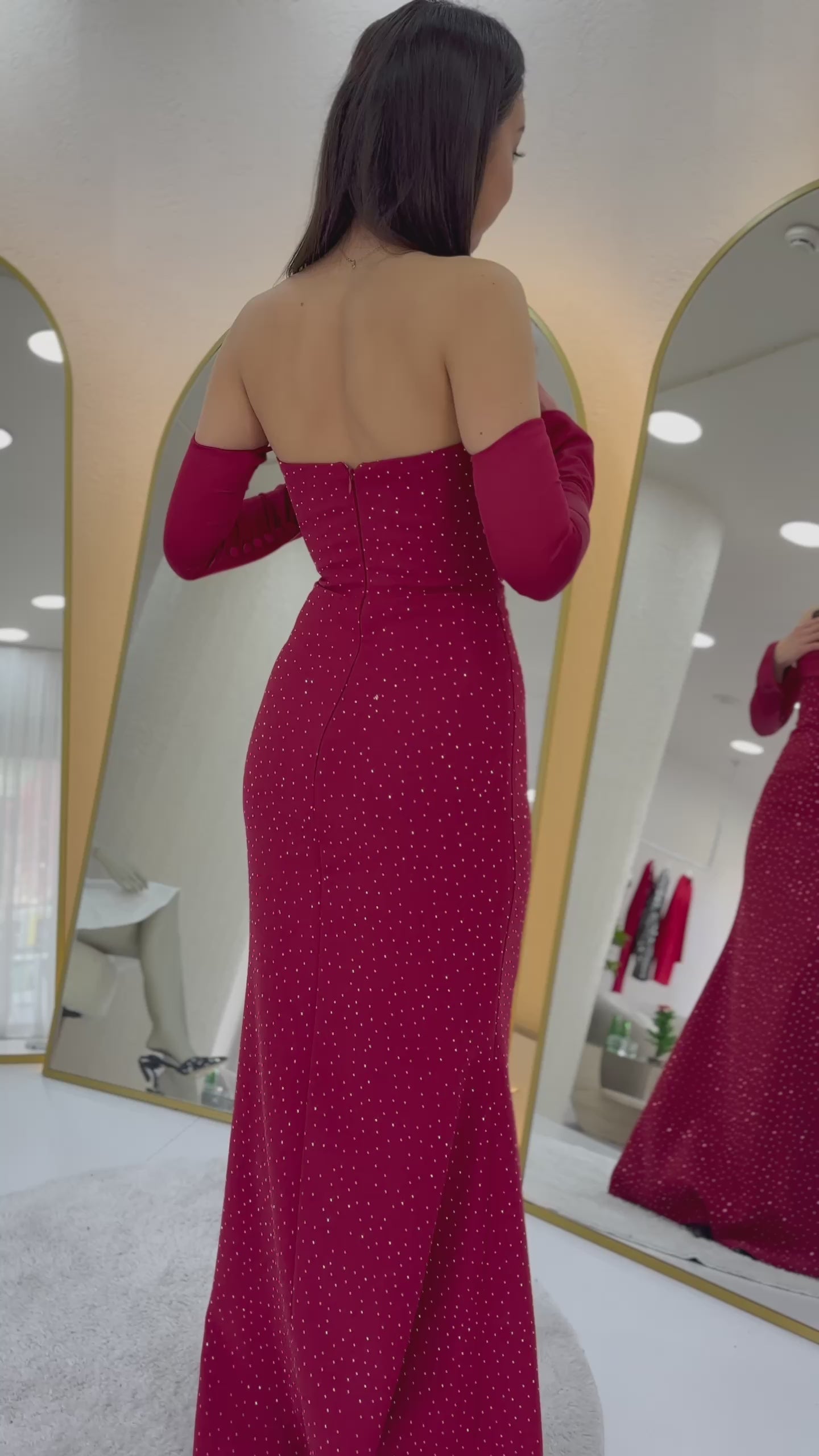 Taş Detaylı Bordo Straplez Kol 