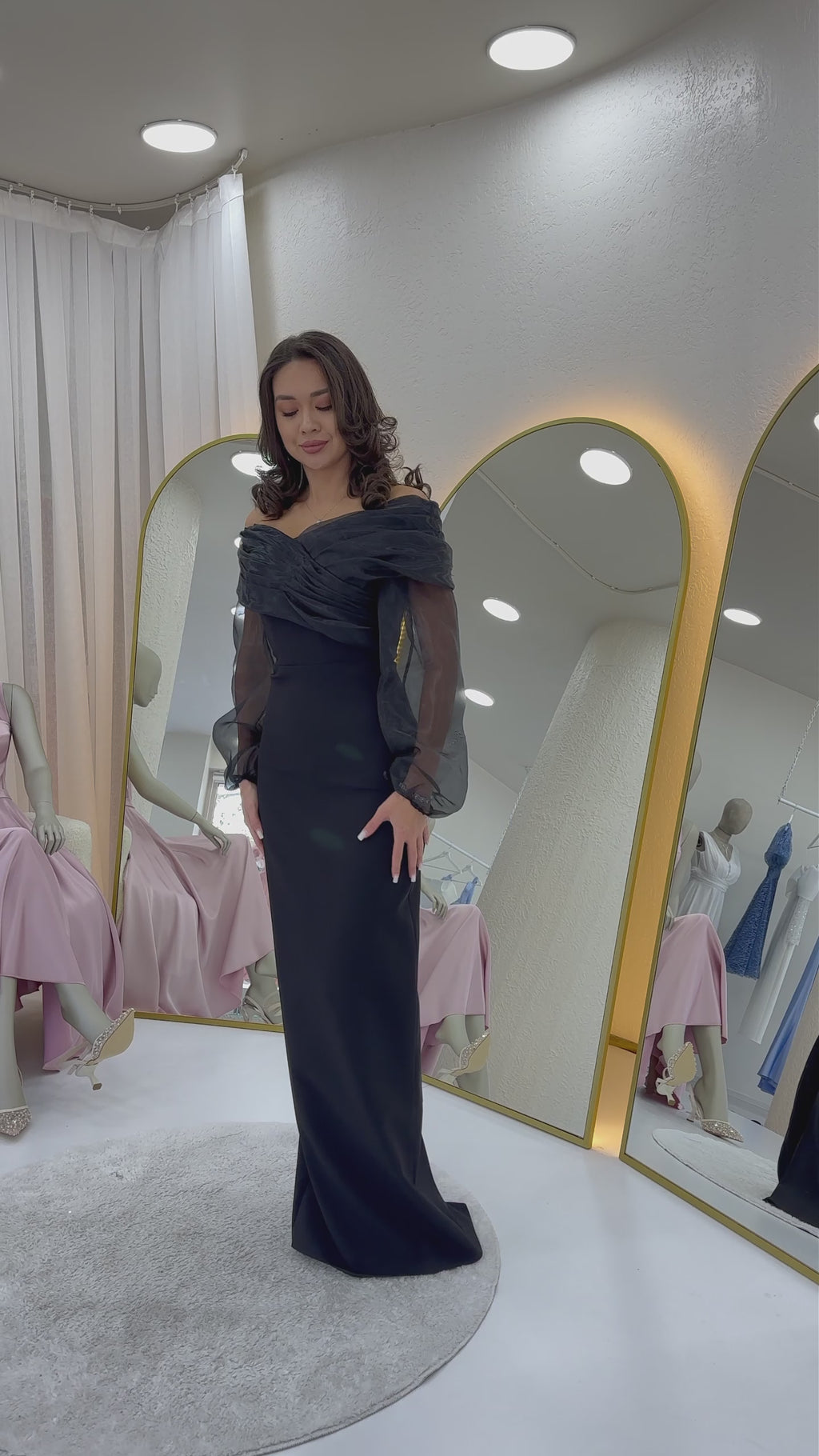 Siyah Şifon Kol Detaylı Düşük Omuz Balık Abiye Elbise