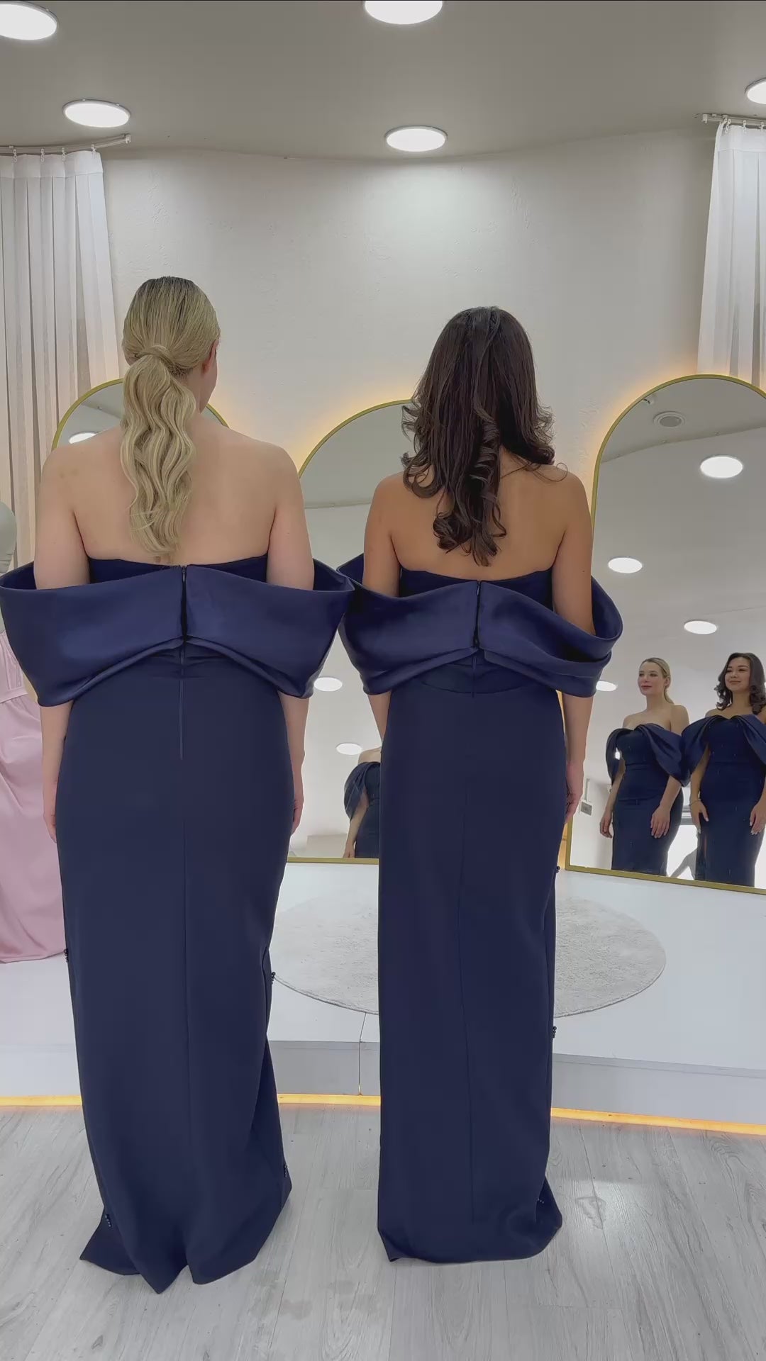  Kayık Yaka Boncuk Detay Yırtmaçlı  Nikah Abiye  Elbise