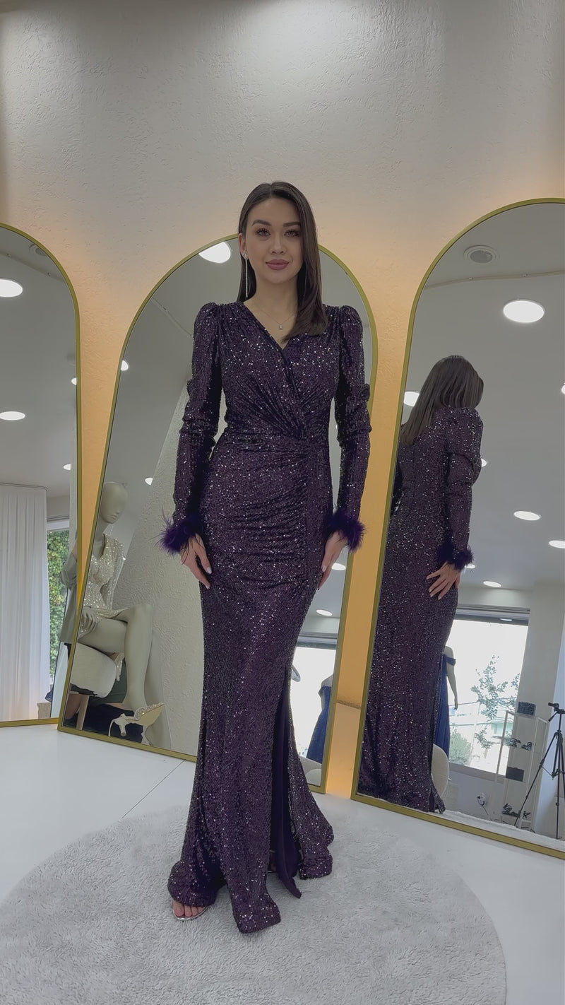  Kruvaze Yaka Otriş Detay Pul Payet Yırtmaçlı Balık Abiye Elbise